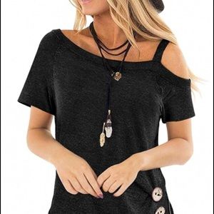 Women’s blouse with buttons on the side one shoulder showing NWT